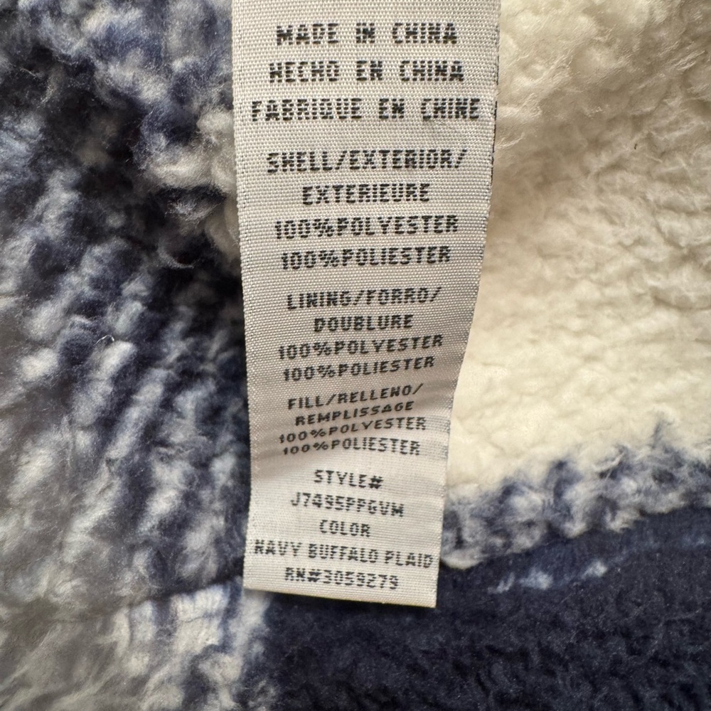 NWOT Reversible Plush Vest - Navy And Cream - Picture 6 of 6
